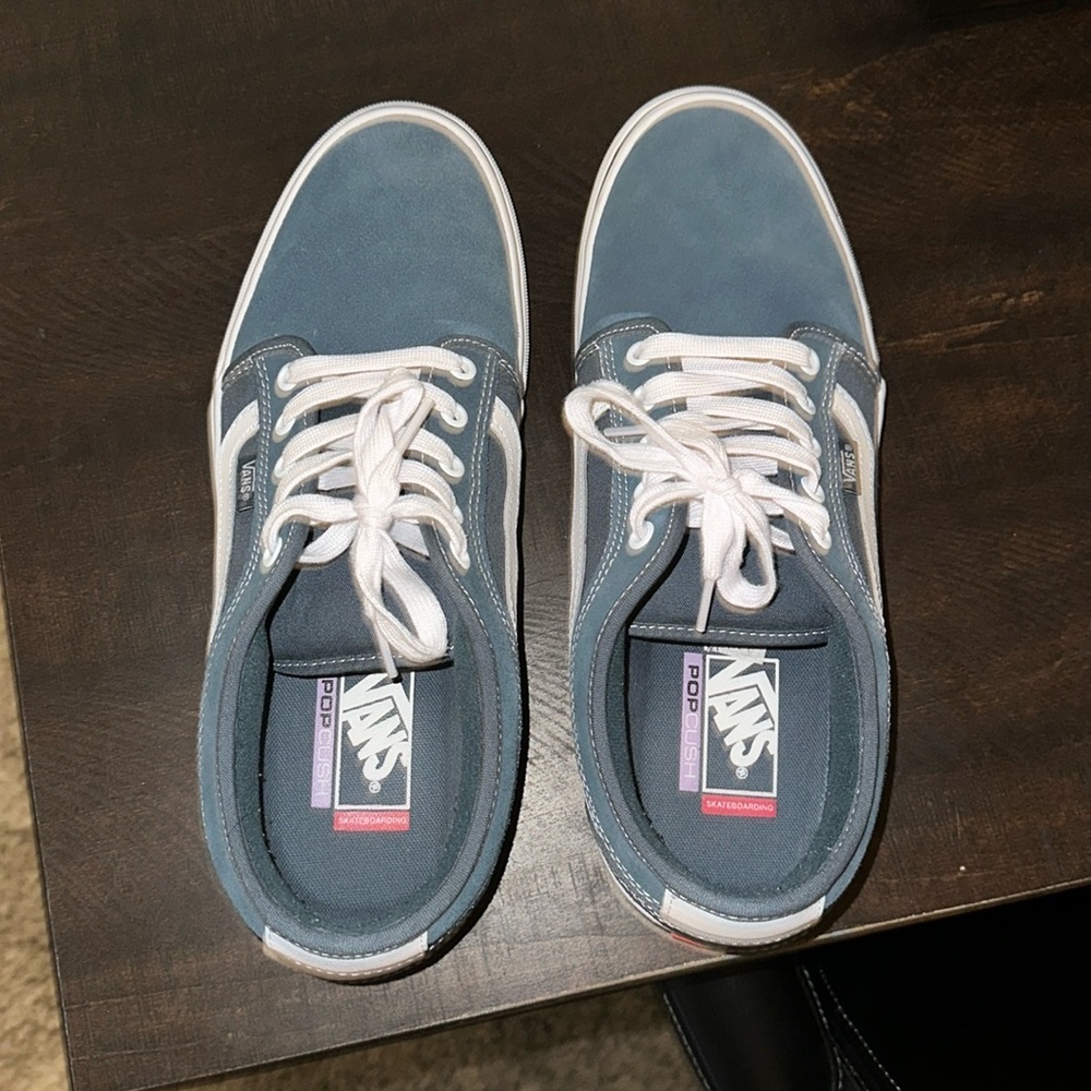 Vans chukka low size 11